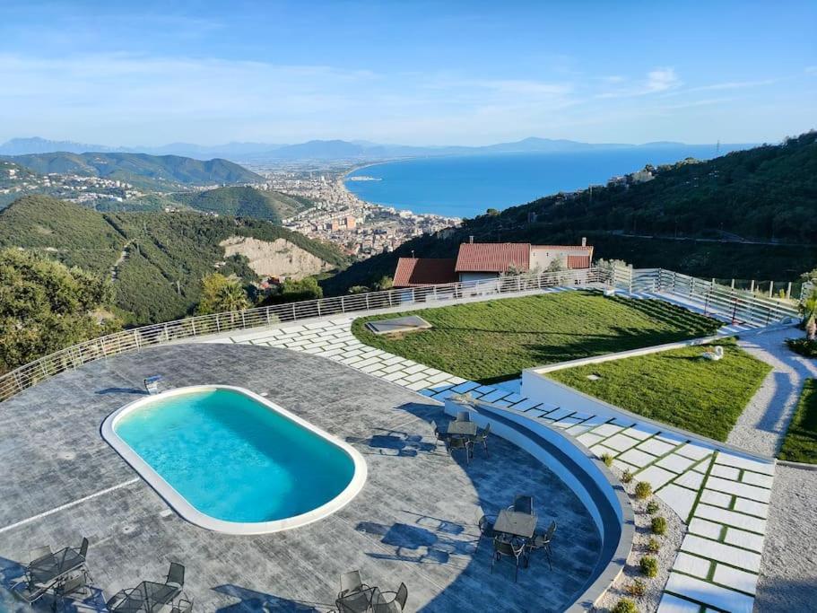 Appartamento Emma Con Piscina - Vista Mare"Tenuta Croce" 살레르노 외부 사진