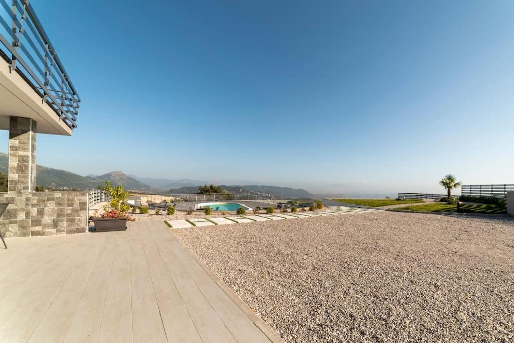 Appartamento Emma Con Piscina - Vista Mare"Tenuta Croce" 살레르노 외부 사진